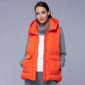 Gilet matelassé ultraléger sans manches pour femme – Gilet d'hiver chaud et léger en duvet ultra-fin pour femme - Product Image 1