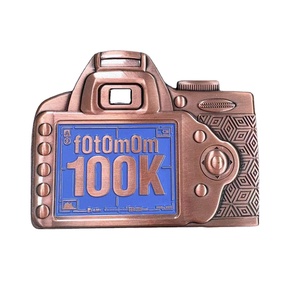 Monedas de Metal Esmaltadas Suaves Personalizadas con Acabado Brillante en Níquel Negro, Oro, Plata y Cobre - Product Image 2