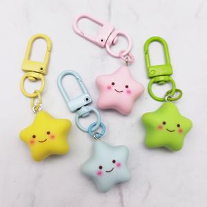 พวงกุญแจ Charmmy Chubby Cute Star ขนาด 6.2 ซม. แฟชั่นสุดฮิต สีสันสดใส ใช้ได้ทุกวัน ผลิตจากพลาสติกเรซิ่น สำหรับสาวๆ - Product Image 1