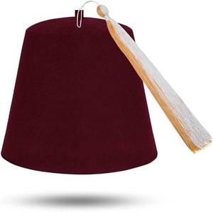 Chapeau fez maçonnique uni - Laine marron avec diverses couleurs de pompons. Le chapeau fez intègre la symbolique maçonnique traditionnelle. - Product Image 1