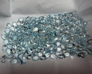 Piedra Preciosa de Aguamarina Natural AAA+++ Corte Esmeralda en Forma de Pera 7x5MM Facetada |   Piedra de Aguamarina Azul Suelta para Joyería y Venta al por Mayor - Product Image 1