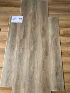 Suelo SPC Rígido Moderno VFLOOR, Resistente al Agua, Anti-Rayones, Sistema de Clic, Planchas Medianas, Garantía de 5 Años - Product Image 3