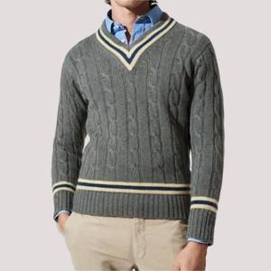 Suéter de Punto Personalizado al por Mayor para Hombre, Diseño Clásico con Cuello en V, Transpirable, con Logotipo Frontal, Estilo Varsity Cricket - Product Image 4
