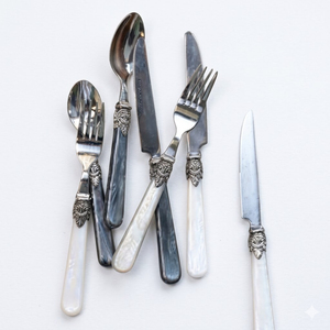 Ensemble de couverts de luxe en acier inoxydable avec manche en nacre, vaisselle artisanale ornée de coquillages, idéal pour la vente flash - Product Image 5