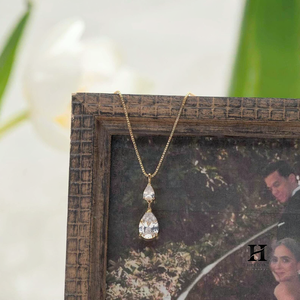 Pendentif élégant en diamant de laboratoire taille poire, collier minimaliste en or 14 carats pour femme - Product Image 6