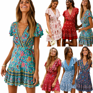 Colección de Vestidos Cruzados Florales Multicolor, Vestidos Mini de Verano con Cuello en V y Manga Corta, Ligeros, Casuales, para Fiestas y Vacaciones, Elegantes - Product Image 1