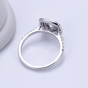 Women's White Gold Diamond Engagement <b>Ring</b> Round Brilliant Cut Diamond IGI Certified Classic Style - Product Image 3