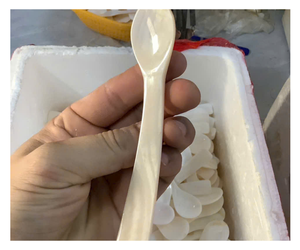 ช้อนเปลือกหอยมุกทำมือ เครื่องใช้บนโต๊ะอาหารจากเปลือกหอยธรรมชาติ สำหรับอาหารหรูหรา รูปทรงวงรีขัดเงา ทนทาน ตกแต่งบ้าน - Product Image 1