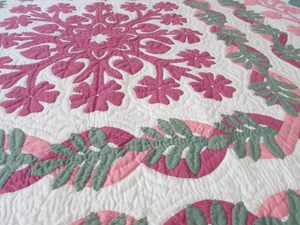 Couvre-lit brodé vintage multi-motifs, motif floral, 100% coton, couvre-lits hawaïens écologiques, personnalisables, directement du fabricant - Product Image 3