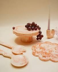 Planche à découper en résine faite à la main, ronde, épaisse, en silicone, en forme de fleur, rose, antidérapante, passe au lave-vaisselle - Product Image 3