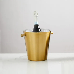 Seau à glace champagne or brossé en acier inoxydable à double paroi avec poignées latérales cylindriques minimalistes pour une meilleure prise en main - Product Image 3