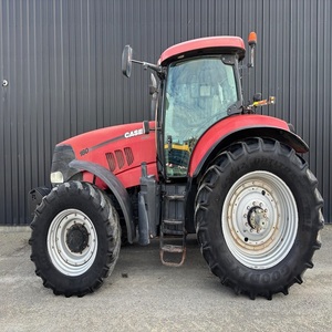 Le tracteur Case IH Puma 180 offre des performances robustes, une transmission moderne et une maniabilité aisée pour affronter toutes les tâches agricoles. - Product Image 2