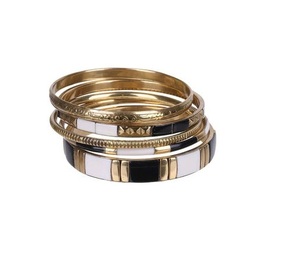 Brazalete Cristiano de Latón Chapado en Oro con Piedra Turquesa, Hecho a Mano, Estilo Vintage, para Mujer, Regalo para Bodas y Fiestas - Product Image 2