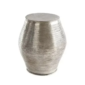 Mesa de Metal de Venta Rápida, Diseño Elegante, Mesa de Centro de Lujo Hecha a Mano con Tapa de Mármol, Mueble de Lujo Accesible - Product Image 2