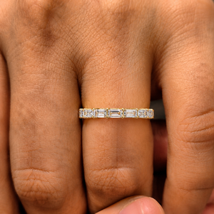 Anillo de Eternidad Completo con Diamantes al por Mayor, Corte Esmeralda, Cultivados en Laboratorio, 1.40 Quilates TW, Chapado en Rodio, Oro Sólido de 14K, Anillos de Boda Nupciales - Product Image 2