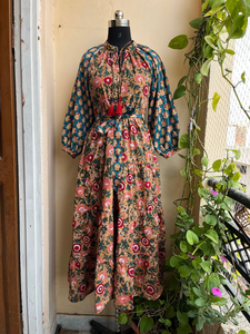 เดรสยาวลำลองลายดอกไม้ผ้าฝ้ายสำหรับผู้หญิง คอจีน แขนยาว ไซส์ใหญ่ สีสันตัดกัน เหมาะสำหรับใส่ในฤดูร้อน - Product Image 4