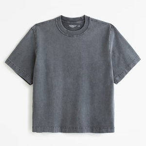 เสื้อยืดโอเวอร์ไซส์ผ้าคอตตอนหนานุ่ม 100% สไตล์สตรีทแวร์ คอกลม แต่งลายกราฟิกโลโก้ OEM ตามสั่ง - Product Image 2