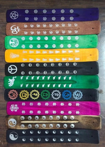 Plateau d'encens de fleurs en bois naturel fabriqué à la main pièce de décoration élégante pour la méditation quotidienne et l'utilisation relaxante de l'aromathérapie - Product Image 2