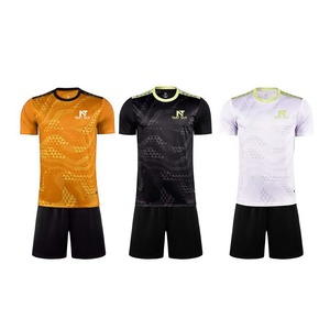Ropa Deportiva Cómoda, Uniforme de Fútbol para Hombre, 100% Poliéster, Uniforme de Fútbol Personalizado para Hombre - Product Image 1