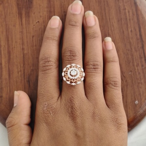 แหวนทองคำ 14K ประดับเพชรเม็ดเดี่ยว ดีไซน์วงเปิดทันสมัย สำหรับผู้หญิง สวมใส่ในงานแต่งงาน งานหมั้น งานเลี้ยง หรือในชีวิตประจำวัน เครื่องประดับคุณภาพสูง - Product Image 5