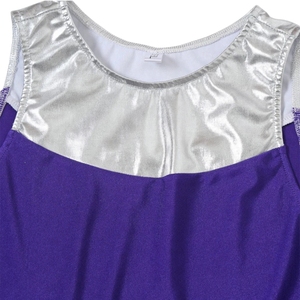 Costume de Cheerleader Anime pour Femmes, Uniforme de Cosplay de Football |   Ensemble de trois pièces : Crop Top Métallique, Jupe Évasée et Gants Sans Doigts – Vente en Gros - Product Image 6