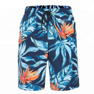 Shorts sublimados diseñados con un estilo llamativo, comodidad ligera y tela suave que se siente agradable durante todo el día. - Product Image 1