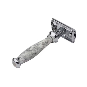 Maquinilla de Afeitar de Doble Filo de Acero Inoxidable de Alta Calidad con Doble Cuchilla para Cara, Cuerpo y Axilas, con Agarre Antideslizante Cómodo - Product Image 2