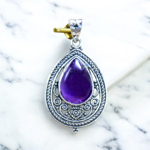 Impresionante Diseño en Plata de Ley 925 con Gema de Amatista, Colgantes Finos de Plata con Diseño Excelente, Colgantes Hechos a Mano en Plata Pulida - Product Image 2