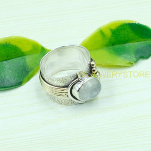 Bague en Pierre de Lune Bleue Effet Feu, en Argent Sterling 925 Massif avec Anneau en Laiton, Bague Statement Faite à la Main Martelée, Bijou en Pierre de Lune, Cadeau - Product Image 6