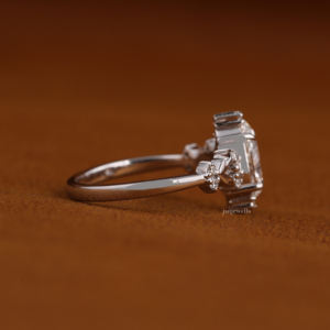 Anillo de Compromiso con Diamante Cultivado en Laboratorio, Corte Pera, Oro Blanco de 14k, Diseño Floral, para Mujer, Joyería de Lujo Personalizada, Certificado IGI - Product Image 6