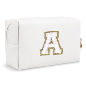 Borsa per il Trucco Personalizzata A-Z con Patch Preppy, Graziosa Pochette da Viaggio in PU Bianco con Lettere in Ciniglia, Astuccio con Cerniera e Iniziale - Product Image 1