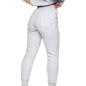 Conjunto Deportivo Informal con Logotipo Personalizado, Sudadera Corta con Capucha y Pantalones Deportivos de Dos Piezas para Mujer - Product Image 5