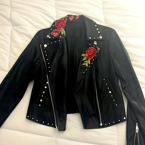 Chaqueta de Moto para Mujer, de Piel de Oveja y PU, de Secado Rápido, con Bordado Floral de Rosas, Cuello Alto, Cierre de Cremallera, Manga Larga, Estilo Invernal - Product Image 5
