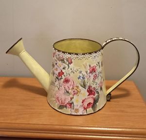 Vintage decorative metal watering can enamel printed patterns durable and lightweight <b>gardening</b> <b>tool</b> for daily plant watering - Product Image 3