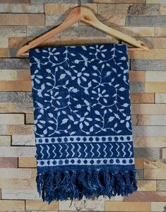 Manta Decorativa para Sofá/Cama, Tejida en Algodón Indio con Estampado Azul Índigo, Ecológica - Product Image 3