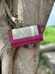 Nouvelle pochette en cuir de fourrure élégante et porte-carte ATM Portefeuille de dame personnalisé unique avec peau et cheveux colorés - Product Image 4