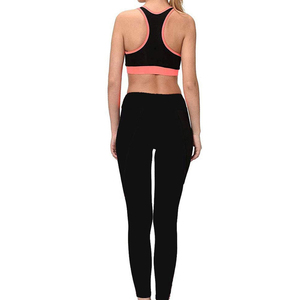 Nouvel ensemble de yoga réversible pour femmes, grande taille, séchage rapide, deux pièces, couleur unie, haute qualité, personnalisable, vêtements de fitness fabriqués au Pakistan - Product Image 6