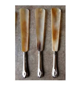 ที่โกยรองเท้าทำมือจากวัวควาย อุปกรณ์เสริมรองเท้า น้ำหนักเบา ทนทาน คุณภาพแข็งแรง ทนทาน คุณภาพเยี่ยม - Product Image 3