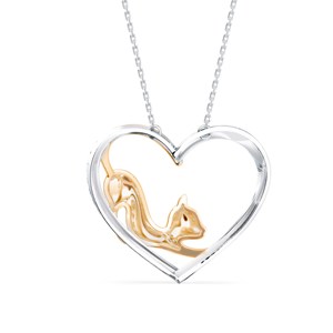 Ajoutez une touche romantique à toute occasion avec ce collier pendentif en argent sterling 925 avec un chat s'étirant dans un cœur en moissanite. - Product Image 6