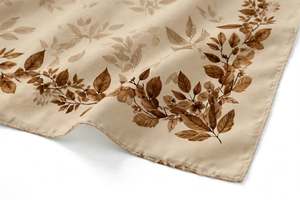 Pañuelo de Seda Beige Elegante para Mujer, Diseño de Hojas, Chal Cuadrado con Estampado Digital, Regalo para Actividades al Aire Libre, Pañuelo Suave para la Cabeza, Accesorio de Moda - Product Image 4