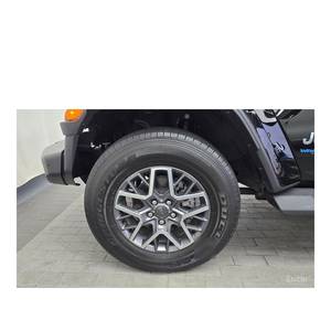 Jeep Wrangler 2.0 Overland Power Top 4 Puertas 4xe Caja de Cambios Automática Cámara Trasera Modelo Diciembre 2022 14,848 km Asientos de Tela Izquierda - Product Image 5