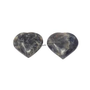 Vente en gros d'agate œil de tigre en cristal naturel en forme de cœur gonflé pour la guérison et l'amour Décoration avec mots de produit en jade - Product Image 5