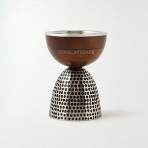 Porte-encens Bakhoor artisanal en or Royal Artisans BH73, brûleur d'encens religieux, écologique, en métal arabe, fer, réception de mariage, table - Product Image 3