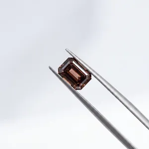Diamante Suelto CVD Marrón de 1ct, Corte Esmeralda, Excelente Calidad, para Fabricantes de Joyería, Origen India - Product Image 1