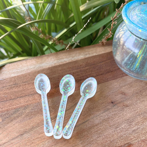 Cuchara para Ensalada de Resina con Cuentas, Nuevo Estilo, Diseño Europeo y Americano para Uso en Cocina Doméstica y Hotelera, Herramienta para Servir Alimentos - Product Image 1