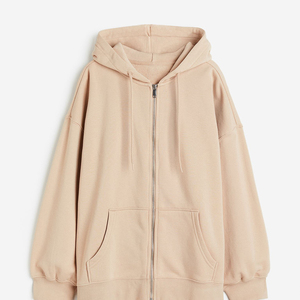 Hoodies personnalisés noirs à manches longues, confortables et élégants, fabriqués sur mesure, de qualité supérieure et abordables - Product Image 4