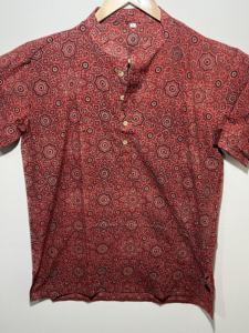 Kurta Premium de Manga Corta para Hombre, 100% Algodón, Color Granate Oscuro, Tacto Suave |   Kurta de Fiesta con Diseño Floral Estampado a Mano - Product Image 4