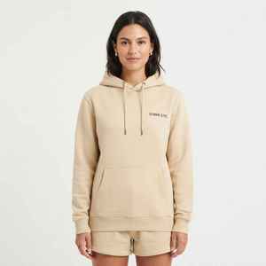 Sweat à capuche beige pour femme, 100% coton molletonné, coupe décontractée, avec logo personnalisé sur le devant et poches - Product Image 2