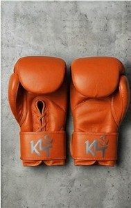 Guantes de Boxeo de Cuero con Cordones KLTW INT'L, Nuevo Modelo, Logotipo Personalizado, Guantes Profesionales de Entrenamiento para MMA, Muay Thai y Boxeo - Product Image 6