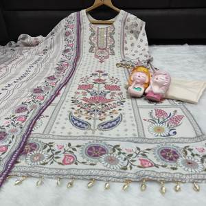 Elegante set kurta con stampa floreale pastello e dupatta – Abito etnico di alta qualità per donna - Product Image 3